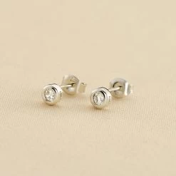 Boucles D'oreilles Puces BRILLANT - Cristal / Argenté