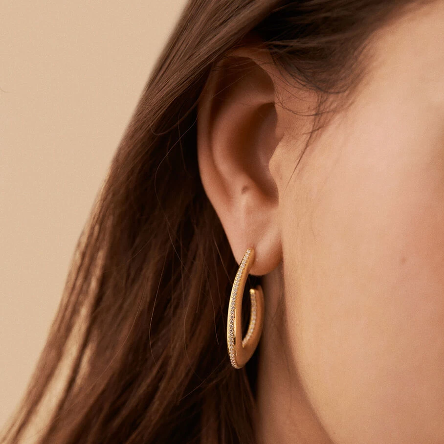 Créoles GEMINI - Cristal / Doré 2 Créoles GEMINI - Cristal / Doré – Image 2